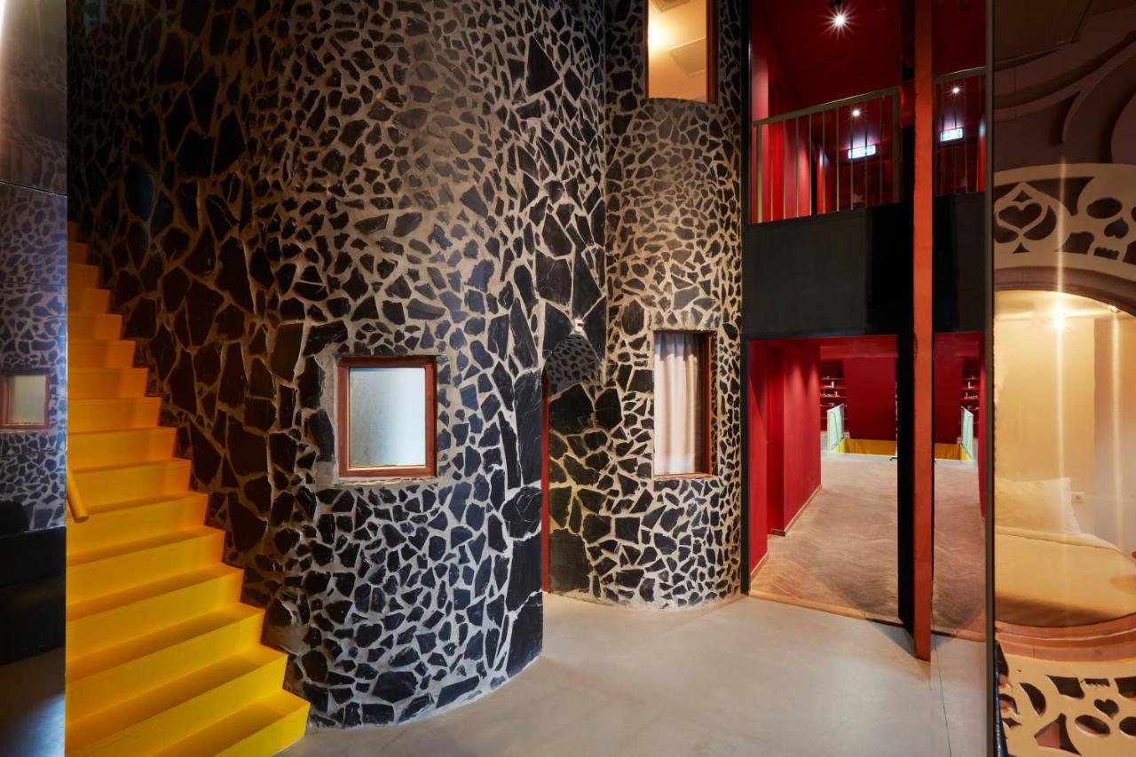 Hotel Not Hotel Rotterdam Extérieur photo