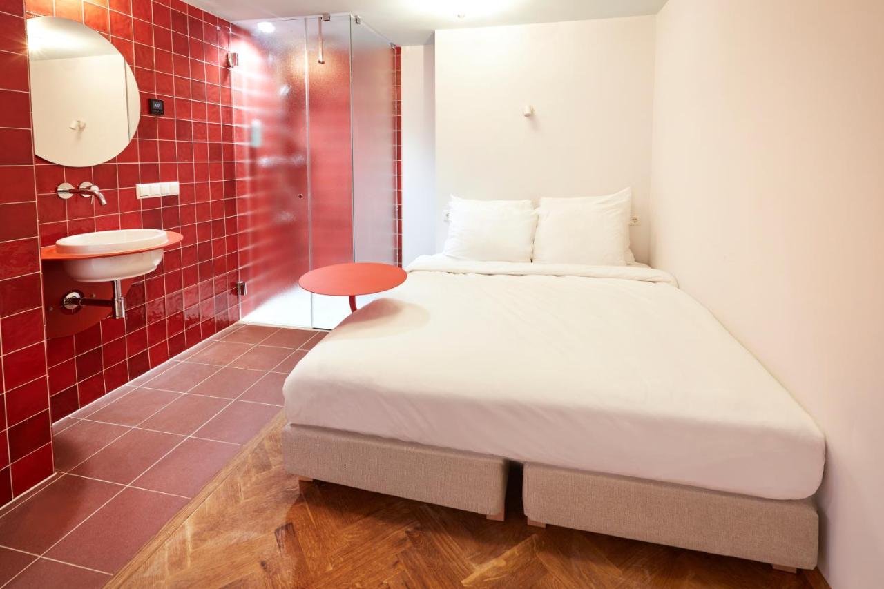 Hotel Not Hotel Rotterdam Extérieur photo