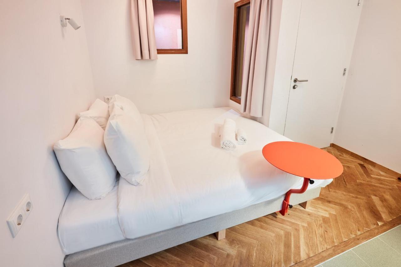 Hotel Not Hotel Rotterdam Extérieur photo